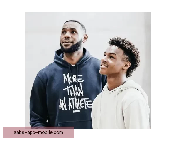 詹姆斯谈与布朗尼单挑意外破坏篮板并转向高尔夫专注棋艺